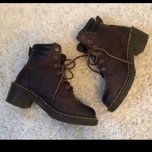 DR MARTENS ALEXANDRA BOOTS